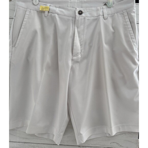 Adidas Golf Shorts ClimaCool Light Beige/White Performance Athletic Sz 36 Mens - Picture 6 of 9